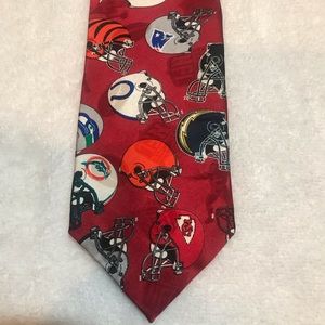 Team NFL Tie .. deep red .. football helmets, silk